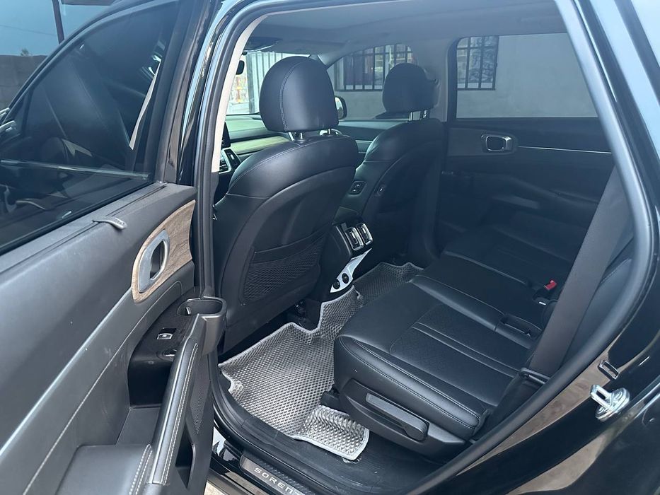 Kia Sorento 2023 — 6
