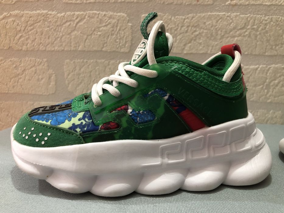 Adidasi Versace marimea 28