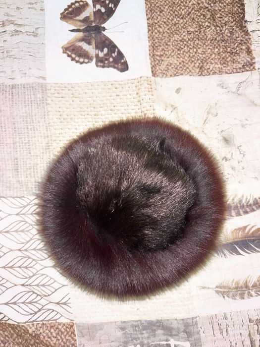 Căciulă damă - blană naturală de vulpe , impecabila