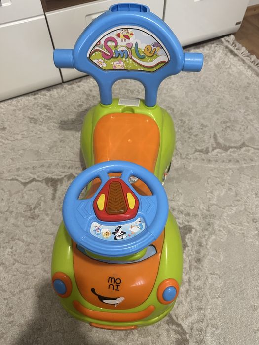 Кола за бутане Moni