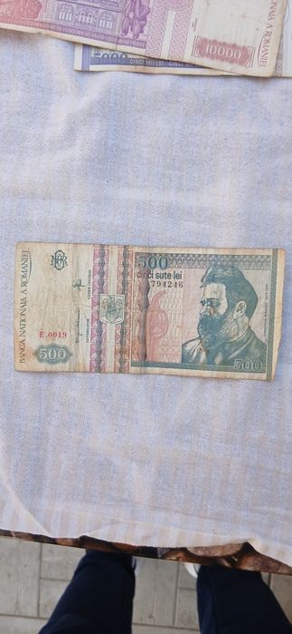 Artă  Obiecte de colecție
