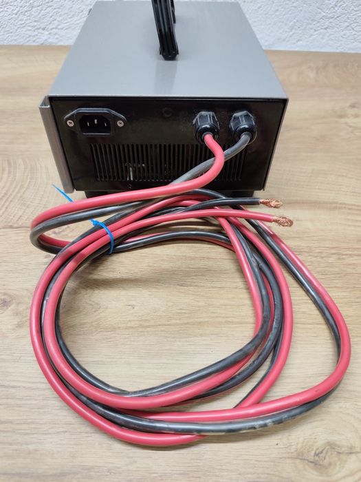 Професионално зарядно 24v