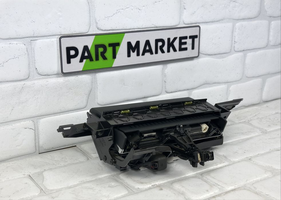 Дисплей навигация AUDI A6 A7 4G 4G2919601Q Десен волан