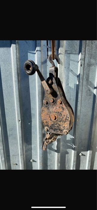 Продам ручную лебёдку (надёжная, мощная)