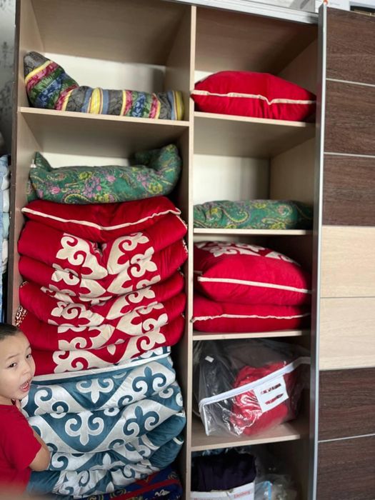 Срочно продам спальный гарнитур