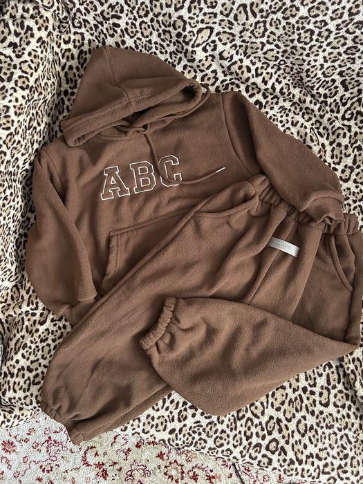 Спортивные костюмы