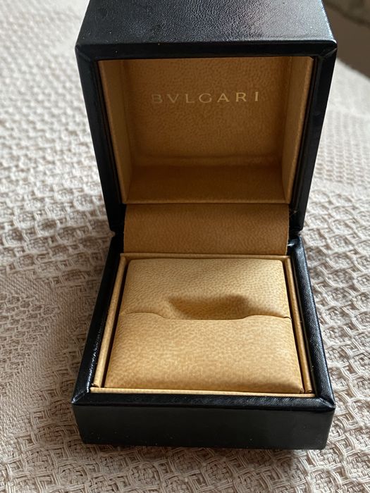 Кольцо bvlgari белое золото