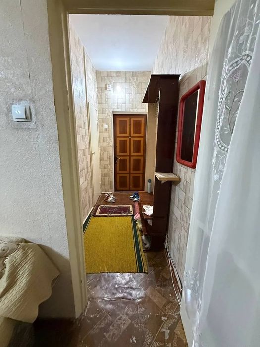 Продается Юнусабад 15 квартал 2 комнатная квартира