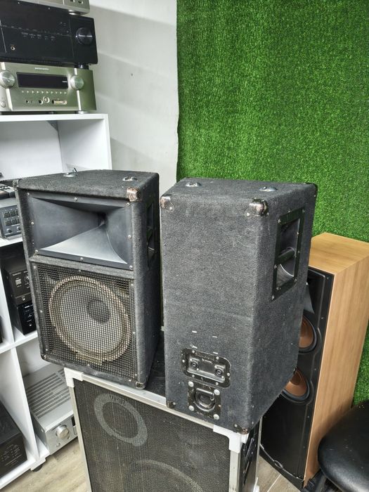 Професионални тонколони YAMAHA S-112