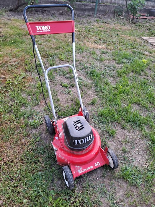 Mașina tuns iarba electrica TORO