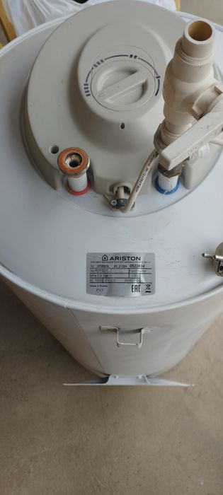 Аристон сотилади 100л