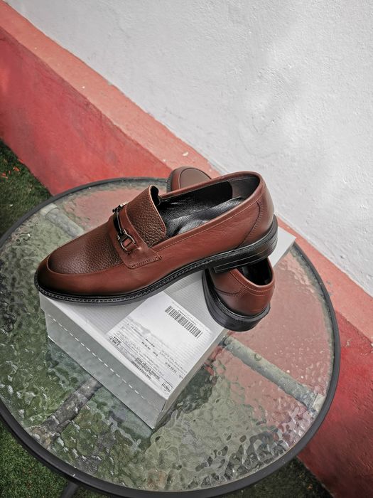 Pantofi maro eleganți