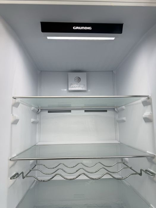 Хладилник и фризер GRUNDIG No frost A++