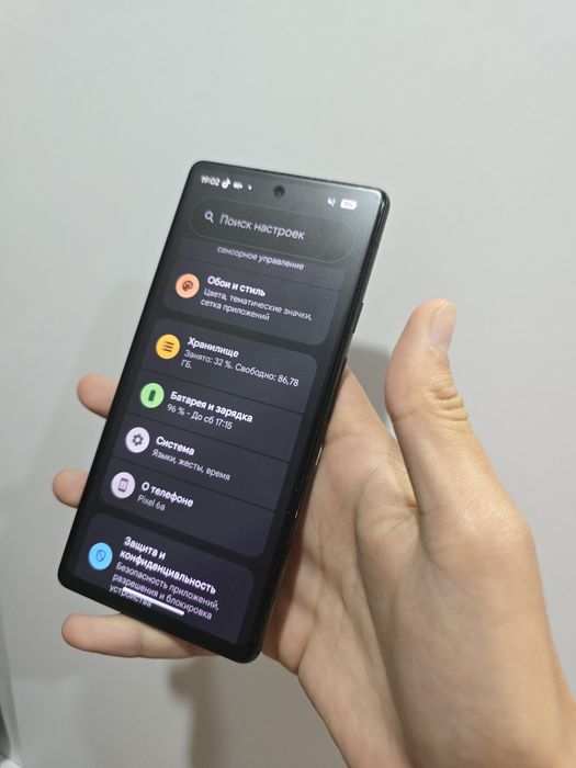 IPhone 13 mini и Google Pixel 6A
