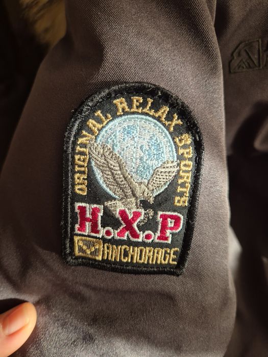 Продается зимняя  куртка на мальчика