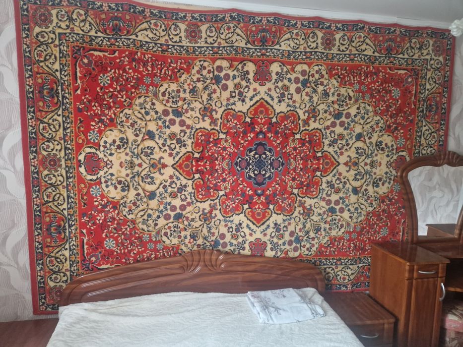 Спальный гарнитур ковры палас