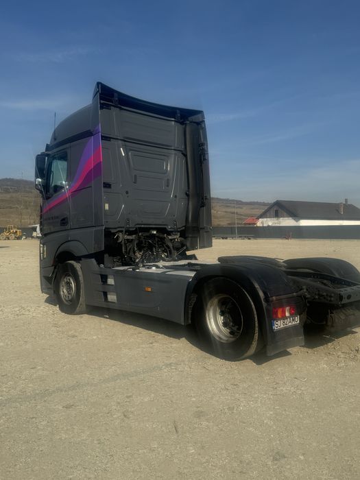 Mercedes Actros Mp4