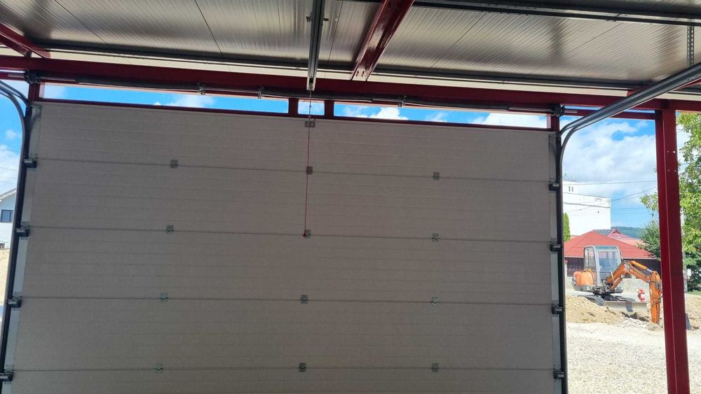 uși de garaj secționale