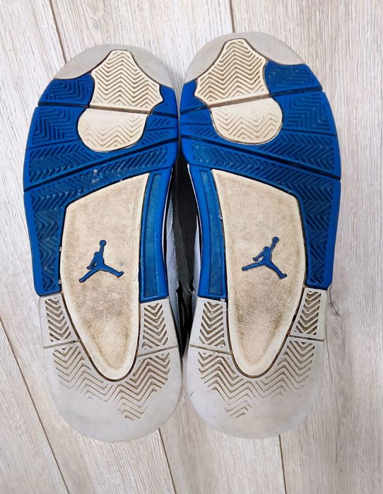 Air Jordan 4 barbati EU 45 originali