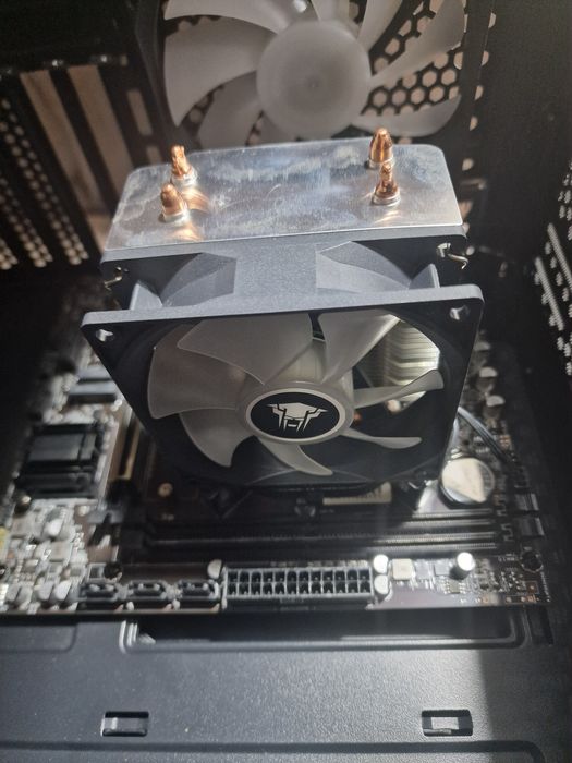 H610 i5 12400f Bashnniy coller RGB komplekt