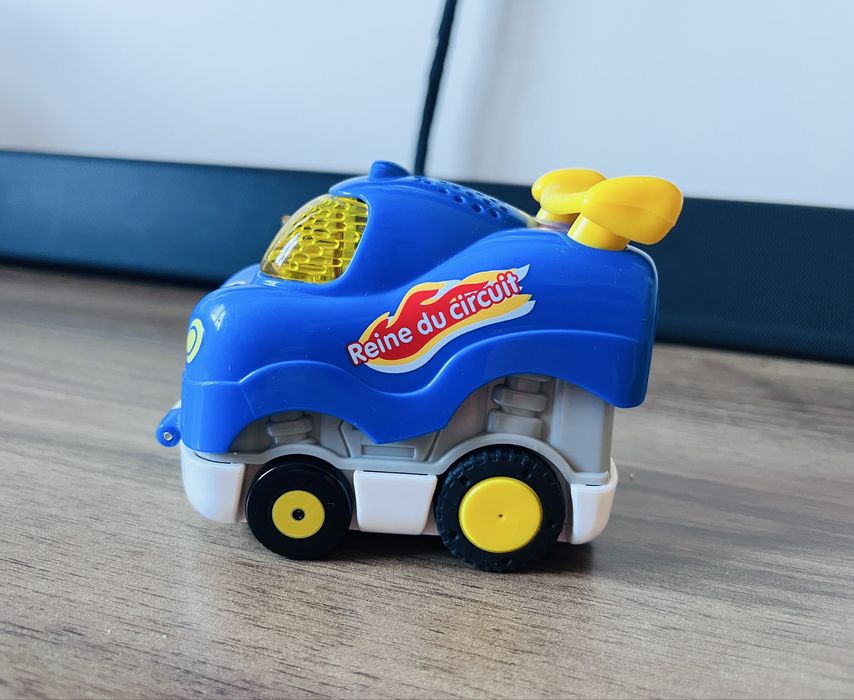 Интерактивна количка с 10  мелодии