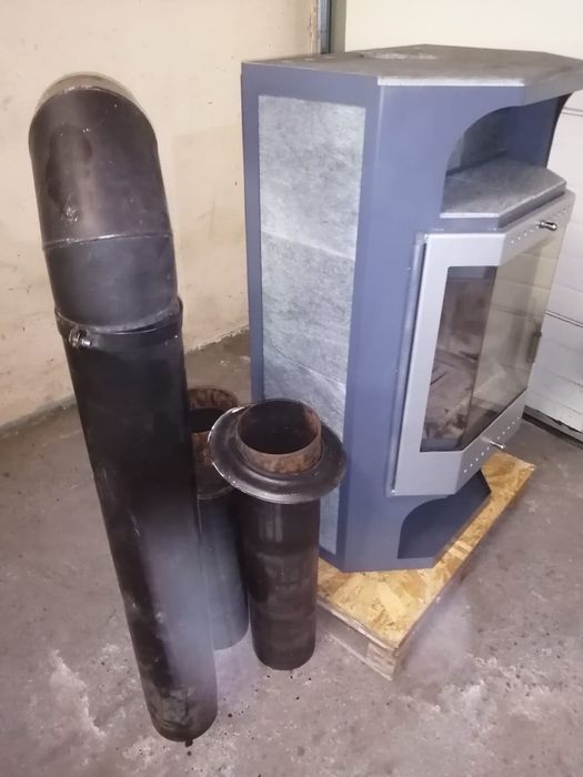 Semineu pe lemne 9kw