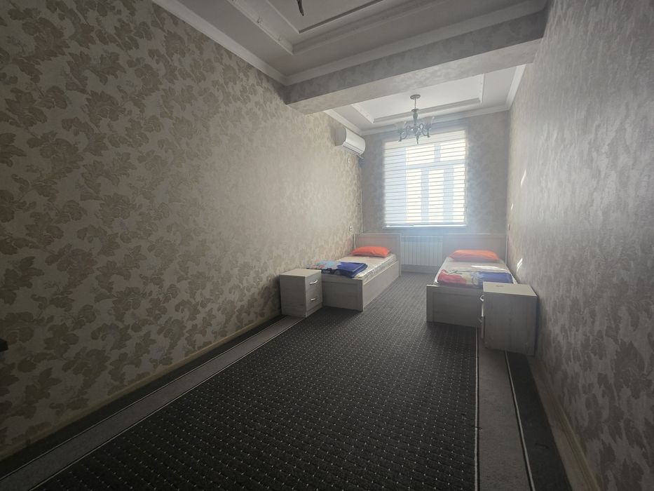 Zudlik bilan frunze massifda 3xonali  novostroyka kvartira ijaraga be