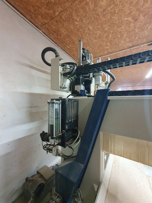 CNC  5 axe si grup de gaurire  UNITEAM