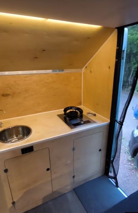 Продам кемпер прицеп (автодом)