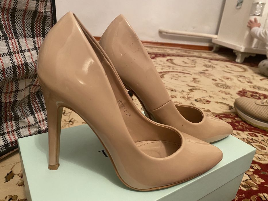 Туфли сатылады…….