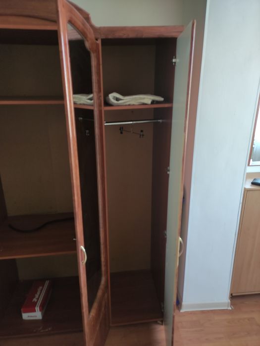 Шкаф платяной бесплатно самовывоз