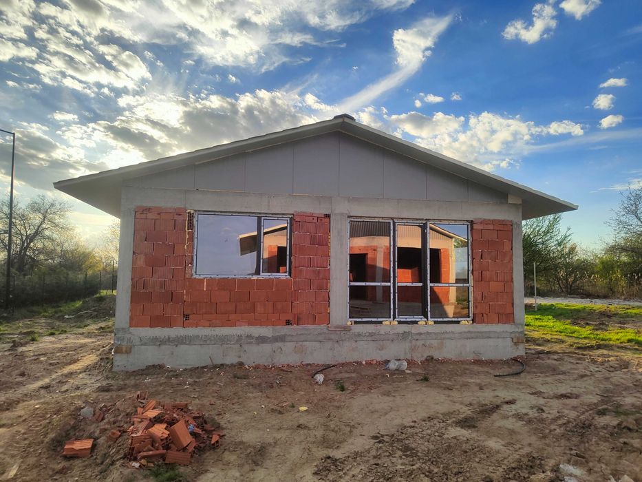 Продава се Къща в с. Оризари, Област Пловдив - 100 кв.м за 638 €/кв.м - Снимка #1