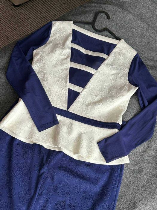 Елегантен дамски комплект пола + блуза празничен костюм