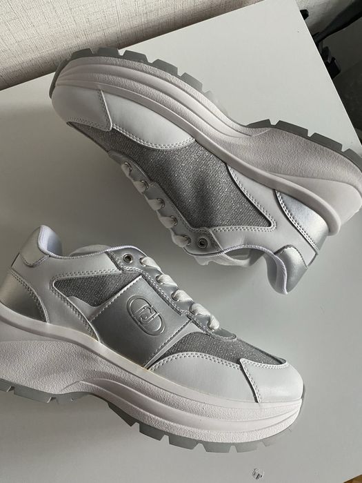 Сникърси Liu Jo Eva 02, бели - 39 номер, с дефект