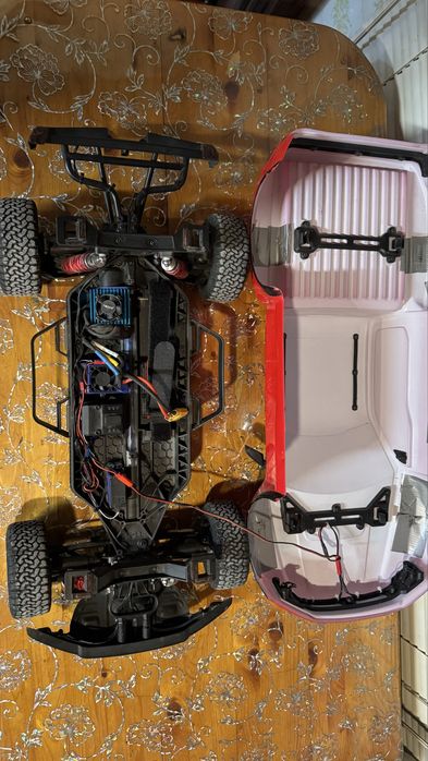 RTR Traxxas Ford Raptor 4x4 Vxl