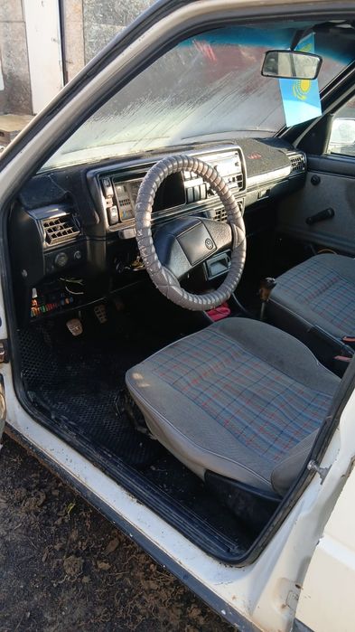 Продам гольф 2 .