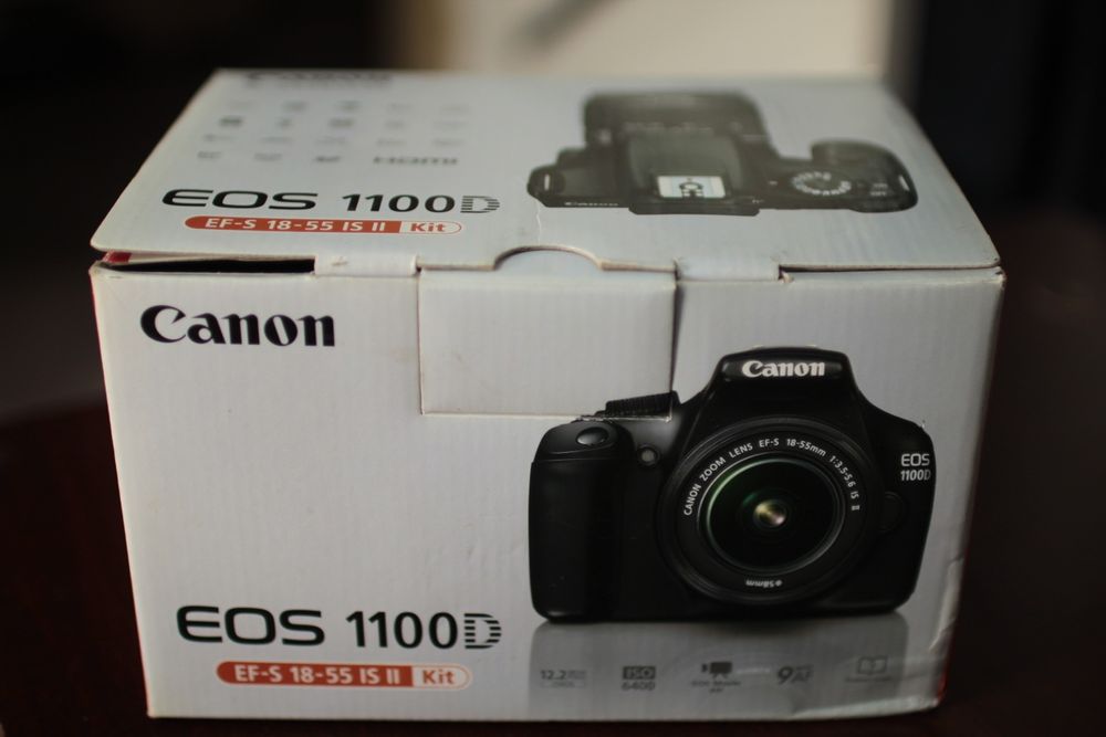Цифровая камера Canon EOS 1100D