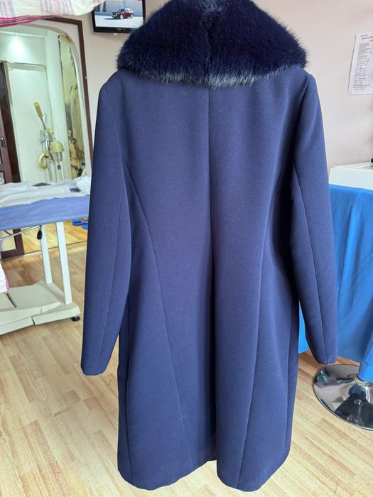 Palton lână impecabil