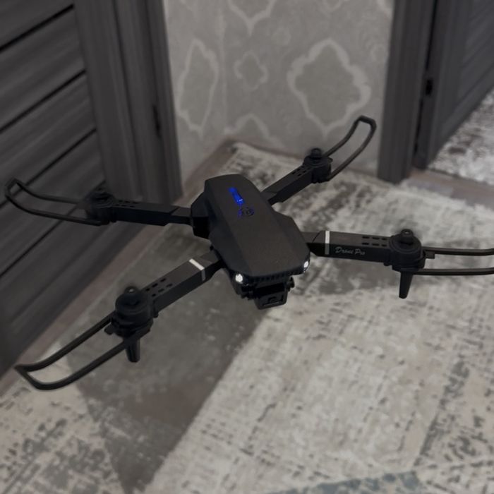 Продаётся Дрон Е88