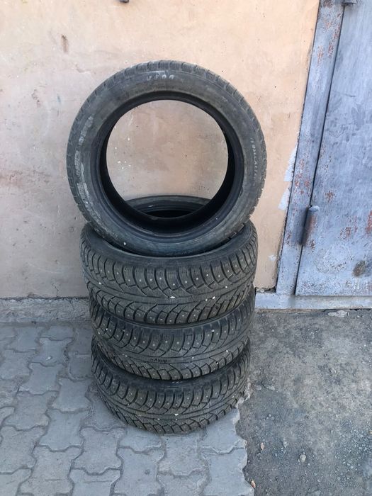 Продам шины  для альфард- вельфаир