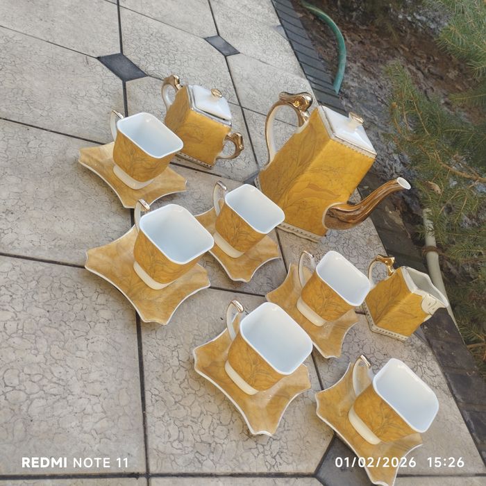 Chinni Serviz idishlar