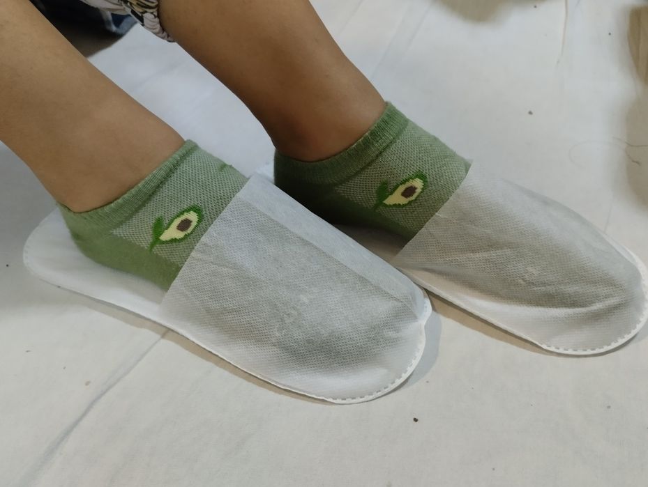 Продается тапочки одноразовые в гостиницу