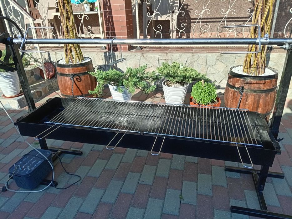 Rotisor proțap electric cu trei viteze