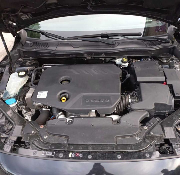 VOLVO V40 2013 — imagine 5