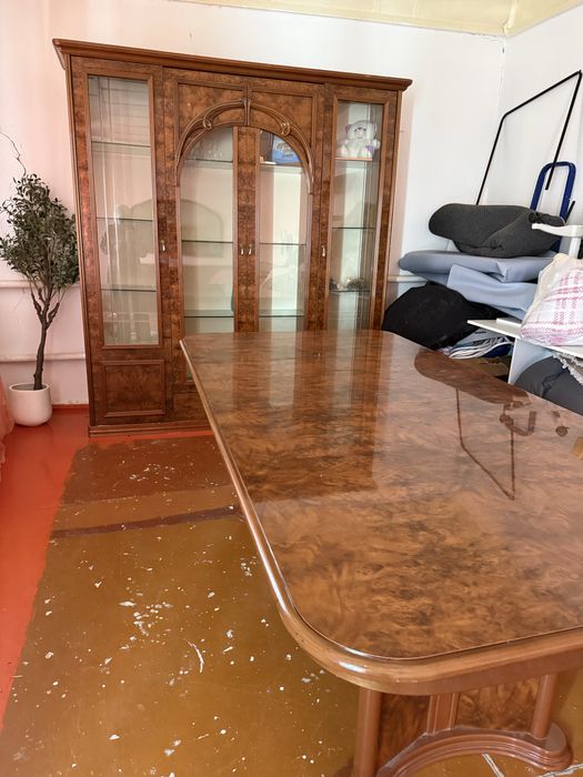 Горка комод стол для гостиной