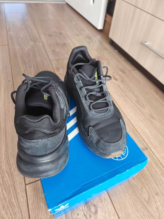 Adidas Ozelle Carbon