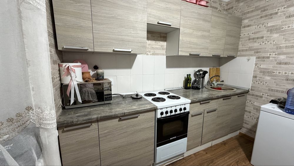 Продам кухонный гарнитур