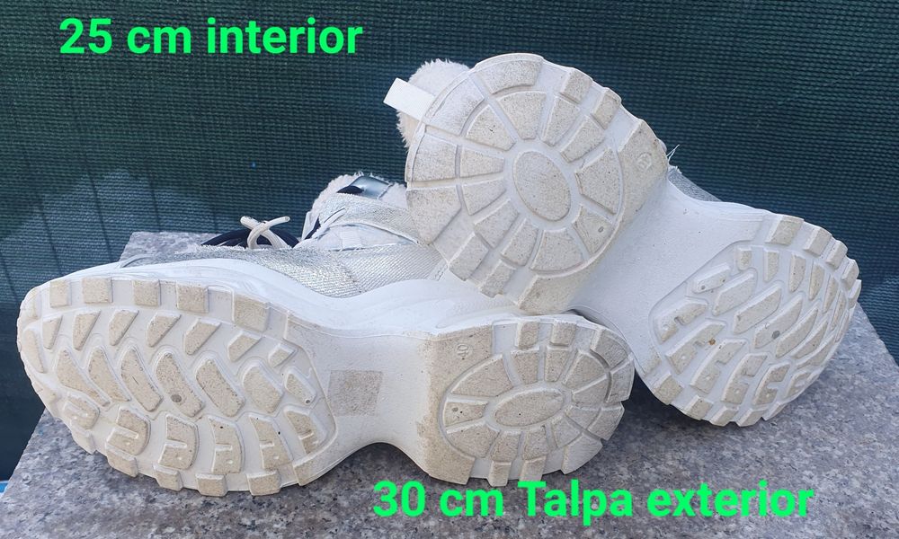 Adidas gheata imblanit nr.40