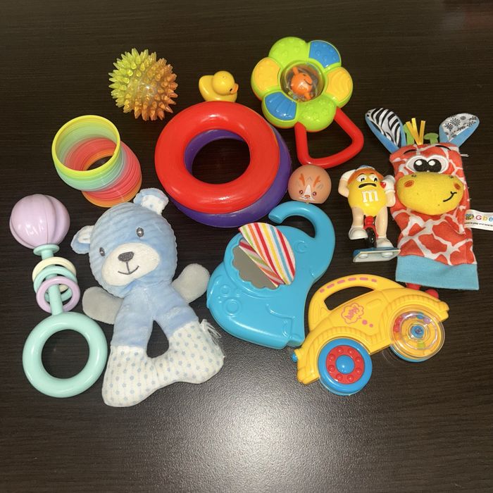играчки за бебе сет