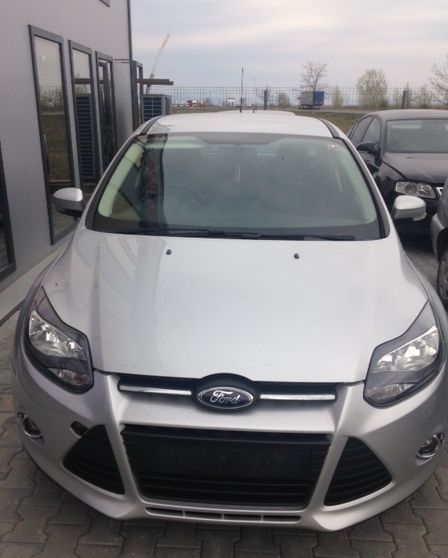 Dezmembram Ford Focus 3, 1.6 benzina,an fabr 2012